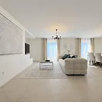 Magnifique Maison Avec Pisicne *